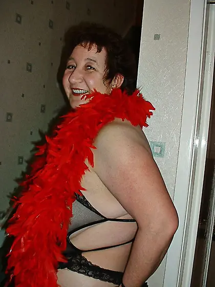 Legs Kinky Carol from United Kingdom