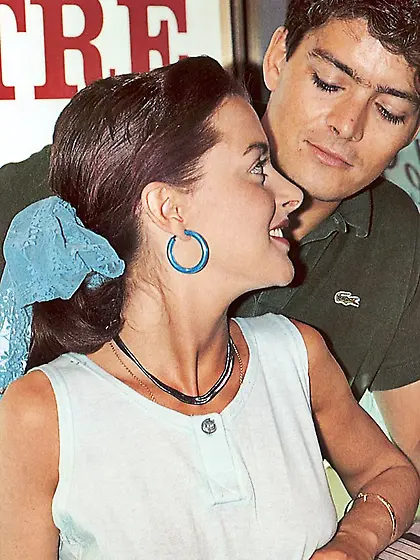 Horny eighties lady receives a sticky load