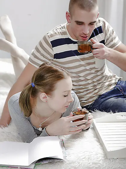 Pigtailed coed takes a break from studying to practice sex fluff