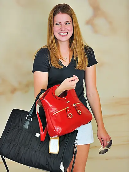 22 yo Emilie hard butt massage