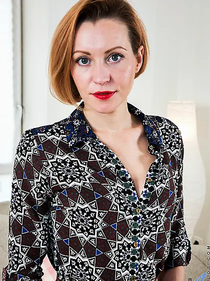 She makes sure her audience is entertained by being a TRUE thot