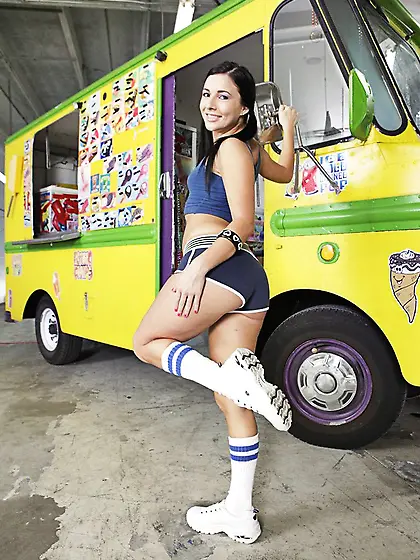 Ashli Orion drops down her sexy clothes,  sucks cock and gets her