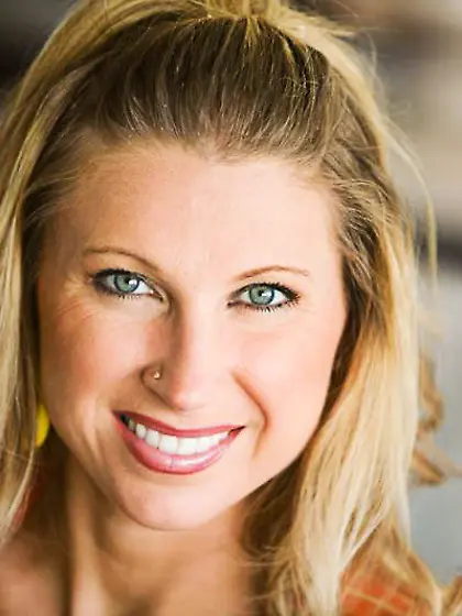 This cute got her pussy and butt nailed