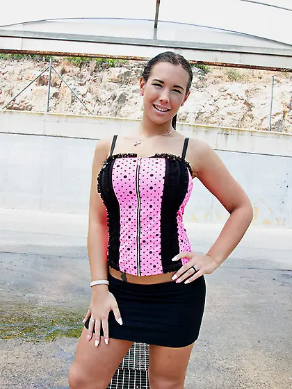 Sweet chick having dark hair is getting her holes licked and pen