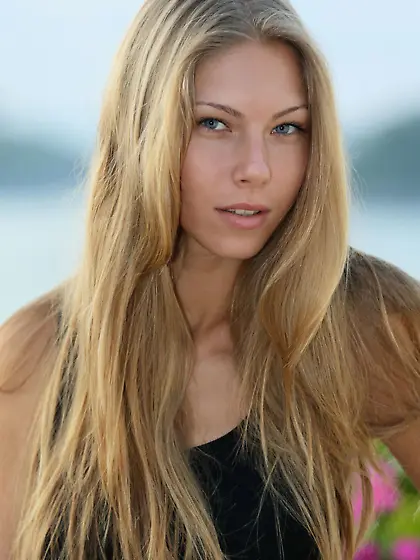 Dreamy fawn removes black