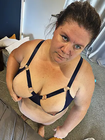 Big Tits Fat NZ Pig