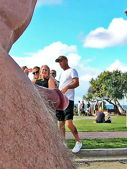 WNBR Byron Bay public erection flasher appreciated