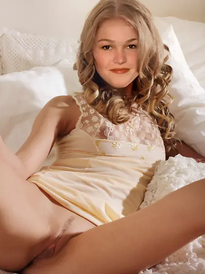 Julia Stiles