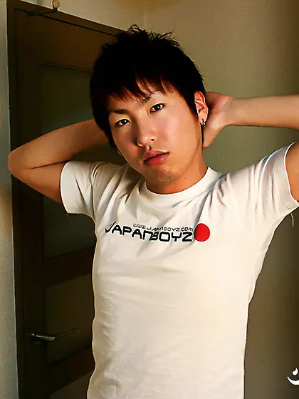 Japanese dude takes white