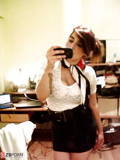 Spectacular huge-chested brown-haired (NN)