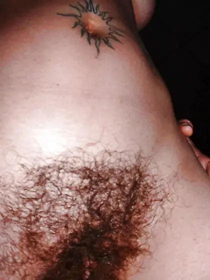 AMATEURS - Lick my hairy Pussy