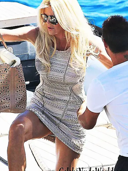 Victoria Silvstedt Pantyless Upskirt In Cannes