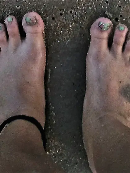 Ashley cell phone pics