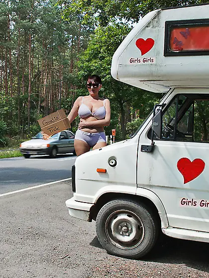 Street Hooker Mariolitta Fuck Public for Cash