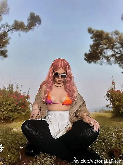 Victoria LaFleur Free Photos