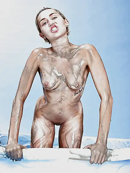 MILEY-CYRUS -FULL FRONTAL