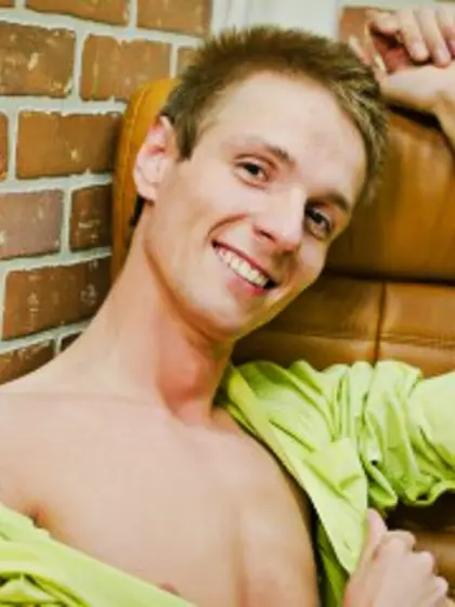 Blonde rikky perform anal