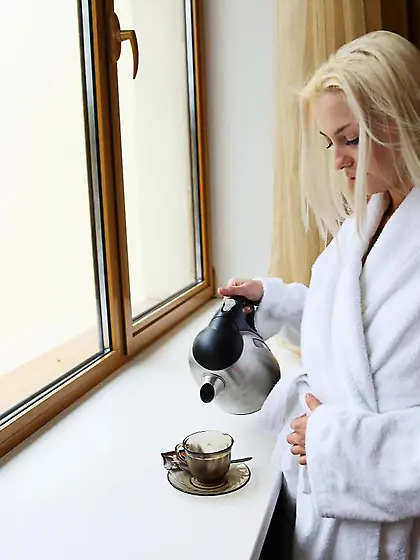 Stunning blonde Vika D is letting us take peek inside her bathro