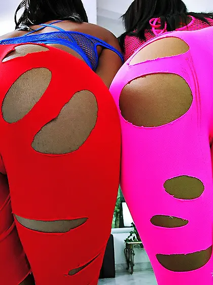 Bunny Knight and Mckenzie Sweet strip together and have wild int