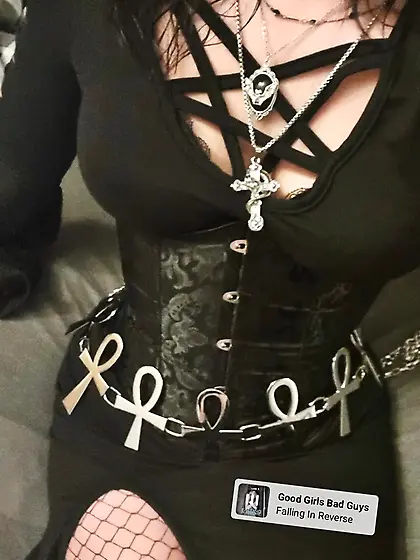 Dutch Goth Girl with great tits