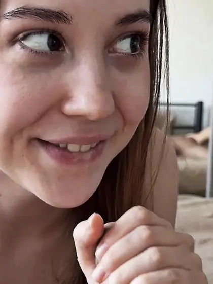 Look at m'y eyes and smile...  You 'll jerk off