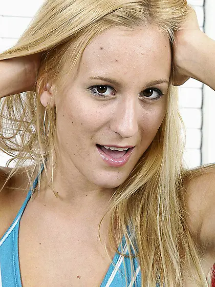 Charming blonde haired honey Autumn Westin is proud of her sexy
