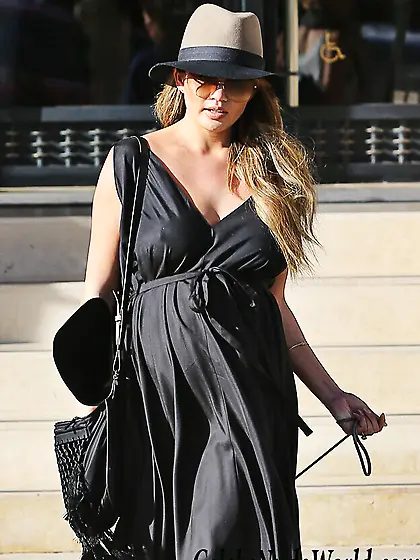 Pokies pics of Chrissy Teigen