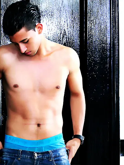 Latin young gay RichieMartis like to snapshot