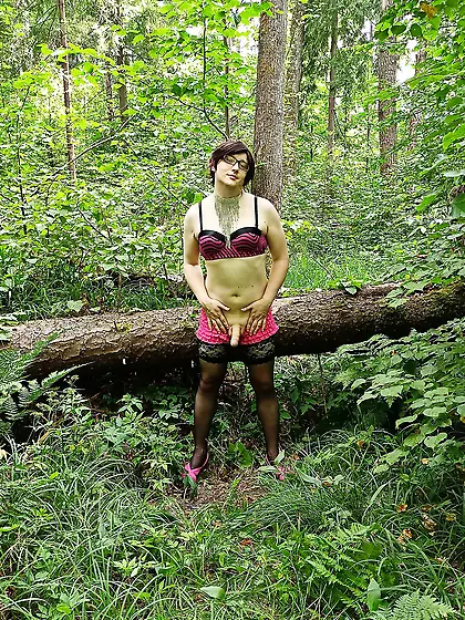 She loves male members