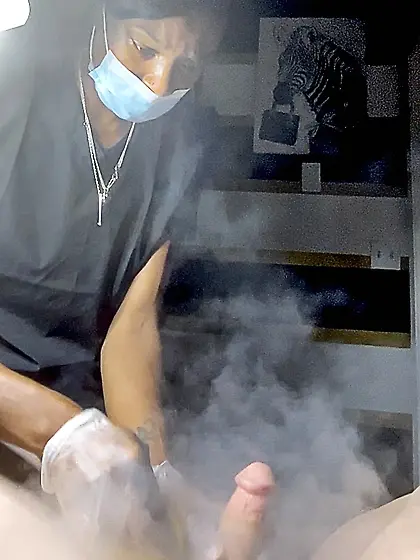 Dick wax at beauty salon