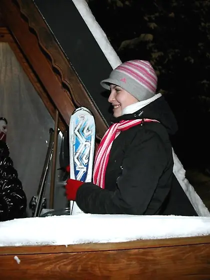 Linda O and Lilly P pics 2