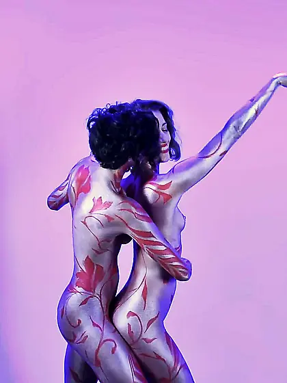body painted sexy dance