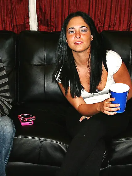 Teen Ashton Marie likes it when more than one stick work her hor