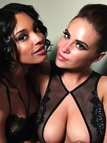 Nicolle Radzivil Leaked