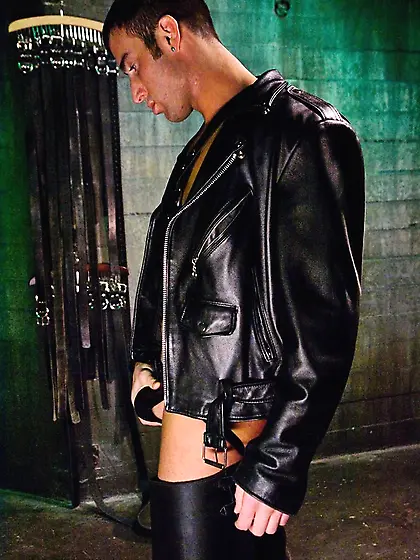 Kinky master leather whipping