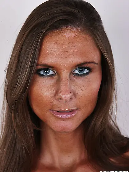 Smashing tanned beauty models