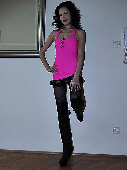 19 yo Brunette Amanda Baby Hand jobs