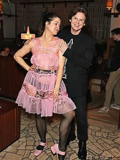 Madeleine Østlie Braless