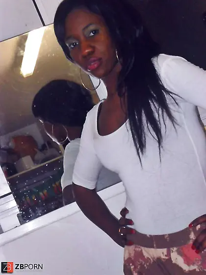 Ptite chatte africaine kiki nom ay