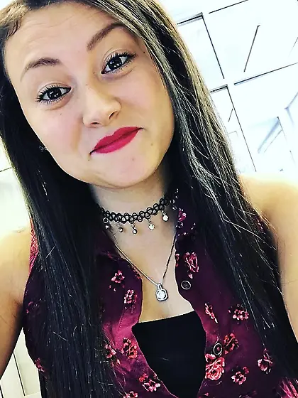 Ugly friend try to cum to her. Comment and rate!