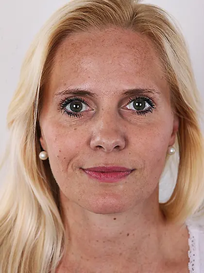 Hot milf doesnt dress