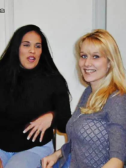 Blonde brunette friend excited