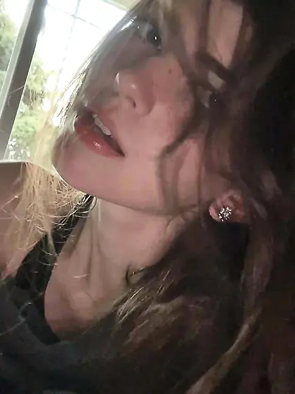 Violet (TikTok Slut) for Tributes