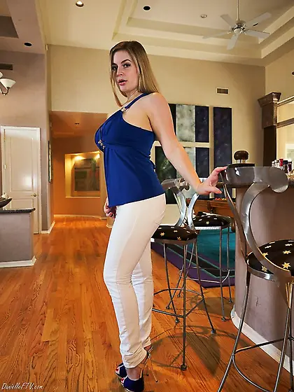 Big butt snatch