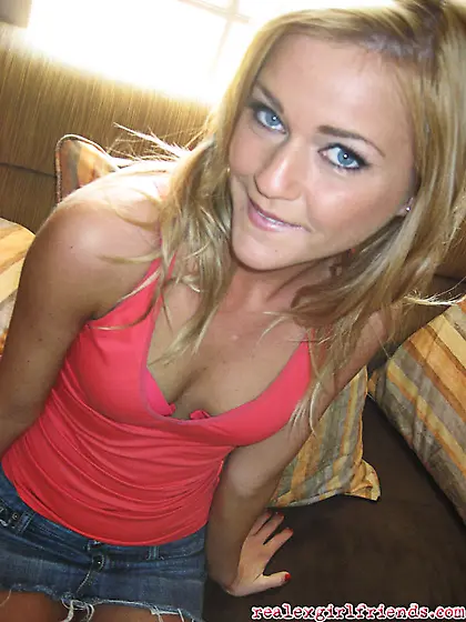 Deep blue eyes portray