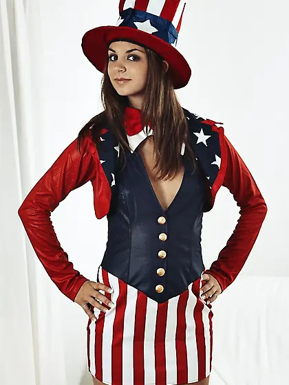 Hot brunette patriotic outfit