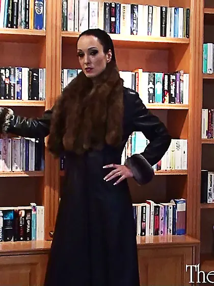 Ponytailed ginger bitch coat