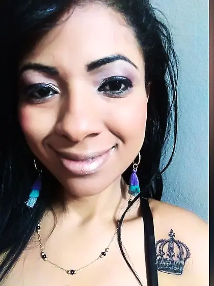 Straight brown eyes girl