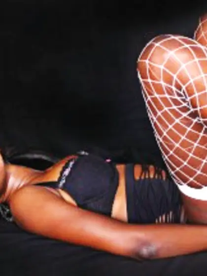 Brunette Sassy G Zoom.