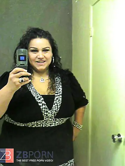 Wears a 42GGG nursing brassiere